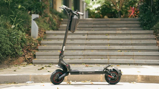 iScooter – Nowa Definicja Eko-Mobilności i Inteligentnej Przygody w Europie